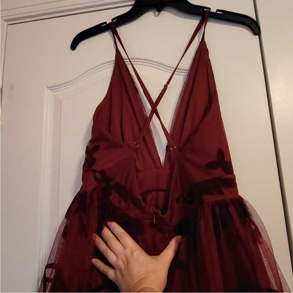 Dark Red Lace Tulle Cocktail Dress Medium - Picture 13 of 13